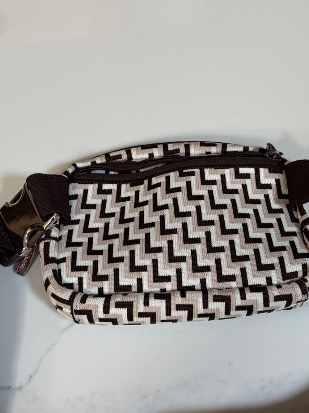 lululemon athletica Beige & Brown Geometric Belt Bag - Picture 2 of 5